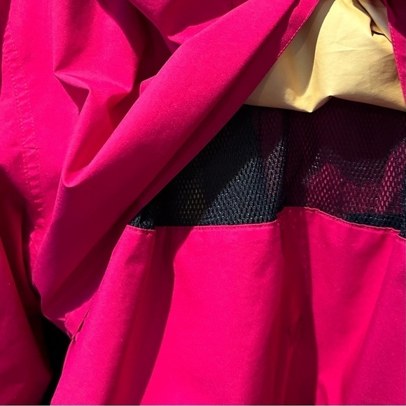 Vintage Bright Fuchsia Pink and Navy Blue Eddie Bauer Hooded Jacket, Size Medium - Picture 13 of 16